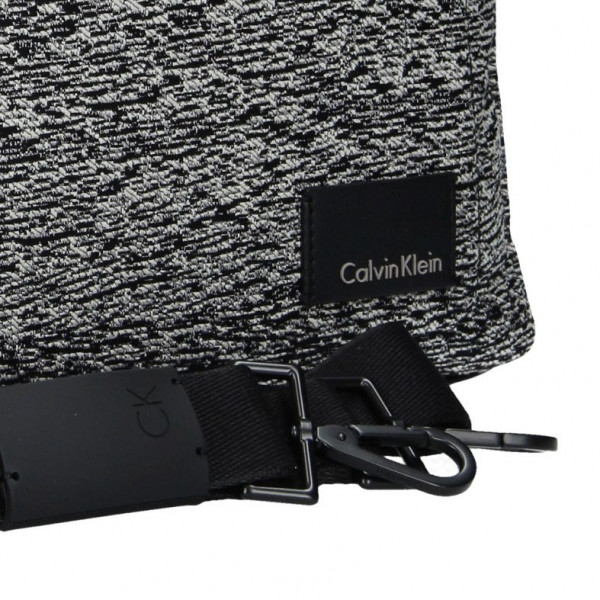 Pánská cestovní taška Calvin Klein Oliver - černo-bílá