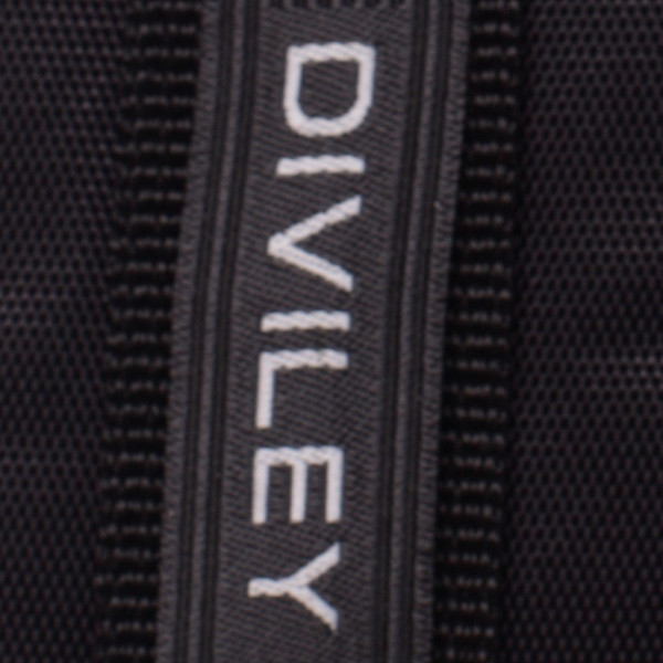 Černý moderní batoh Diviley Pierre